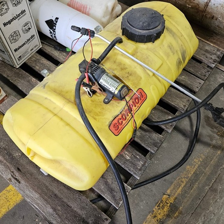 #109 • Scorpion 15 Gallon Sprayer