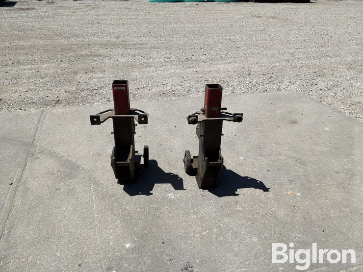 high-clearance-sprayer-jack-stands-image-2