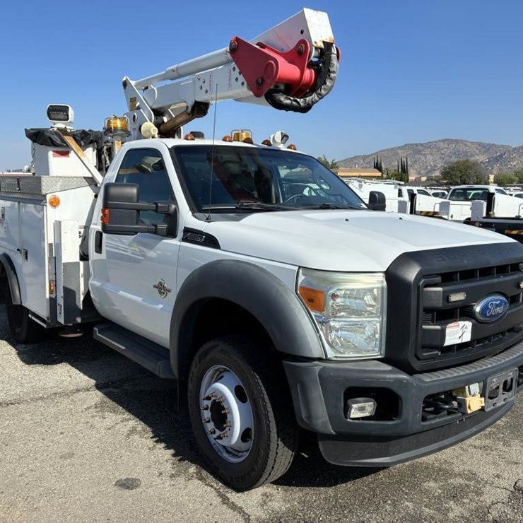 2012 FORD F550