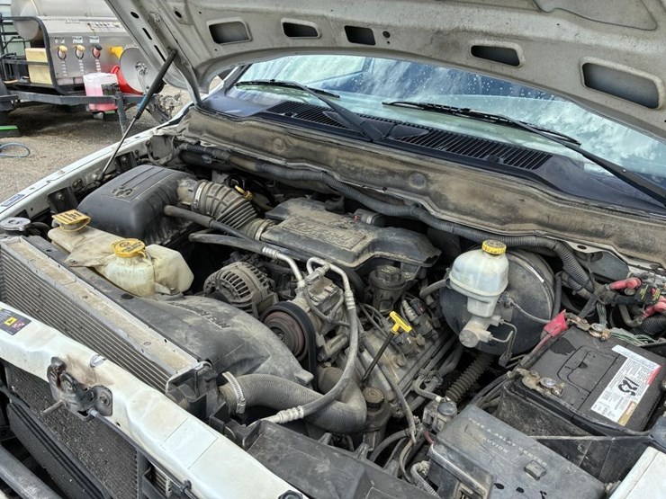 2005-dodge-ram-2500-image-8