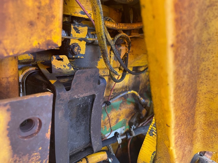 john-deere-458-image-27