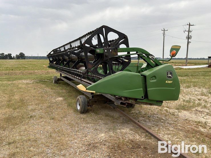 2010-john-deere-630f-image-3