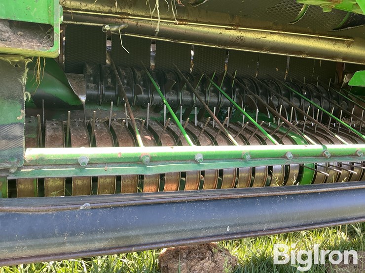 2007-john-deere-568-image-20
