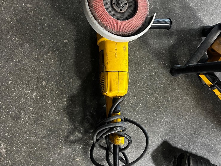dewalt-power-tools-image-17