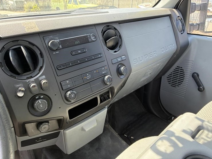 2015-ford-f250-image-15