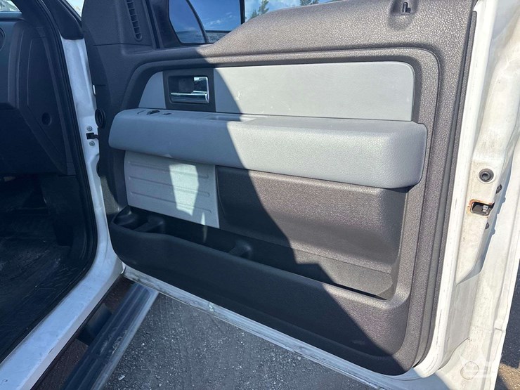 2013-ford-f150-image-25