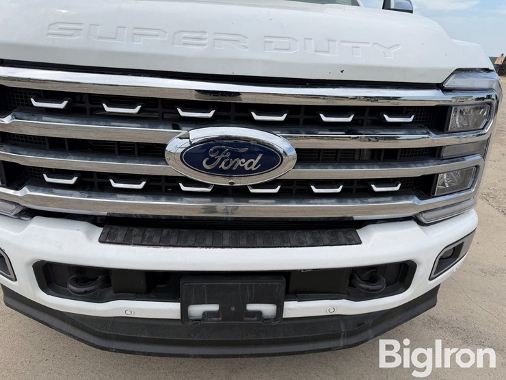 2023-ford-f350-image-18