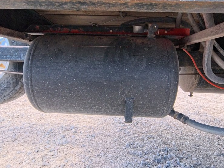 miller-bobcat-225-image-30