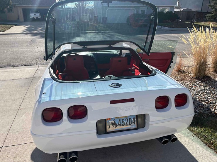 1992-corvette-image-6