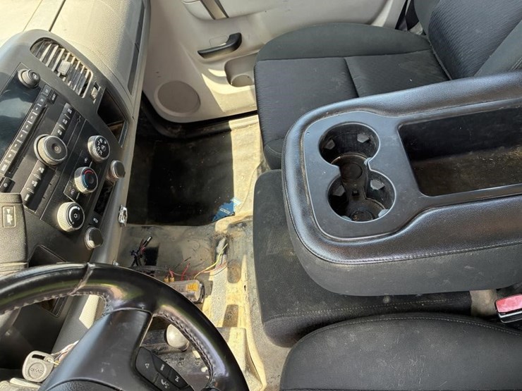 2012-gmc-sierra-2500-image-23