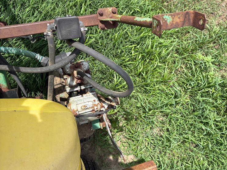 ritchie-bestway-pull-type-sprayer-image-12