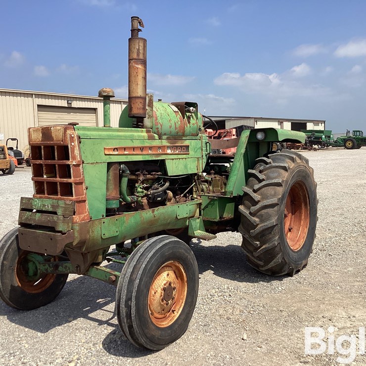 1964 OLIVER 1600