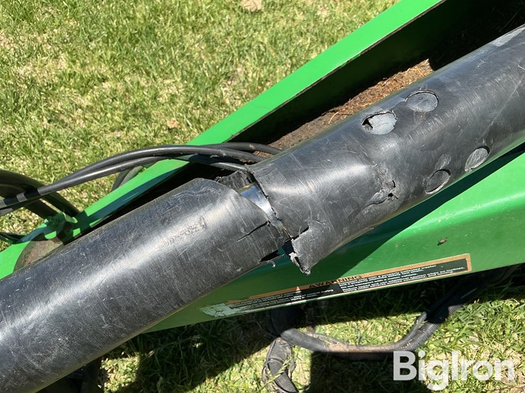 2007-john-deere-568-image-13