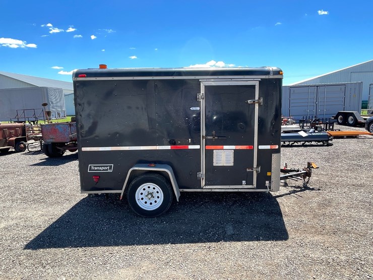 #2863-•-2004-haulmark-single-axle-enclosed-trailer-(has-wi-title)-image-4
