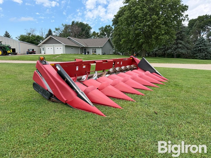 2010-case-ih-3408-image-3