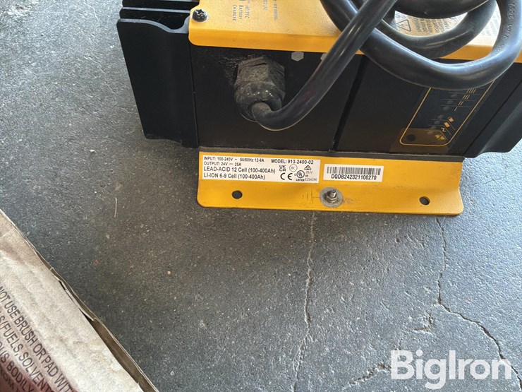 karcher-professional-floor-scrubber-image-10