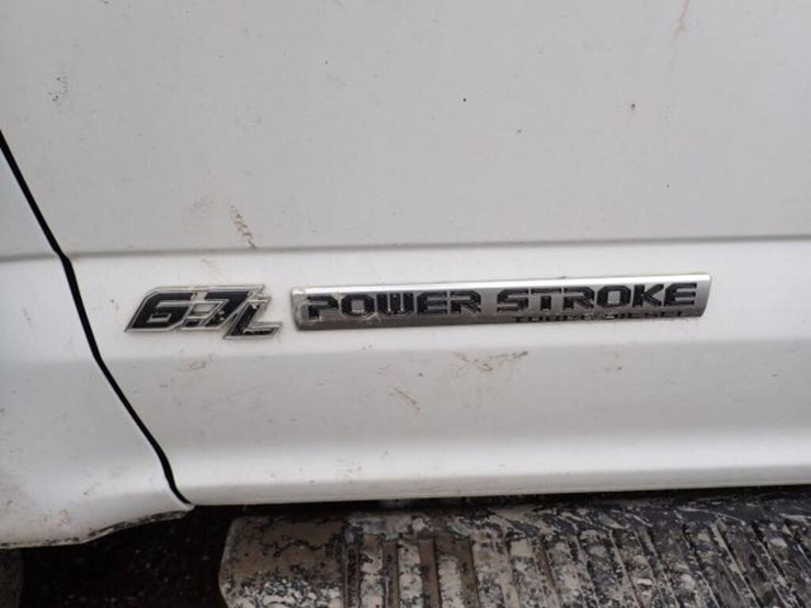 2019-ford-f350-xl-image-9