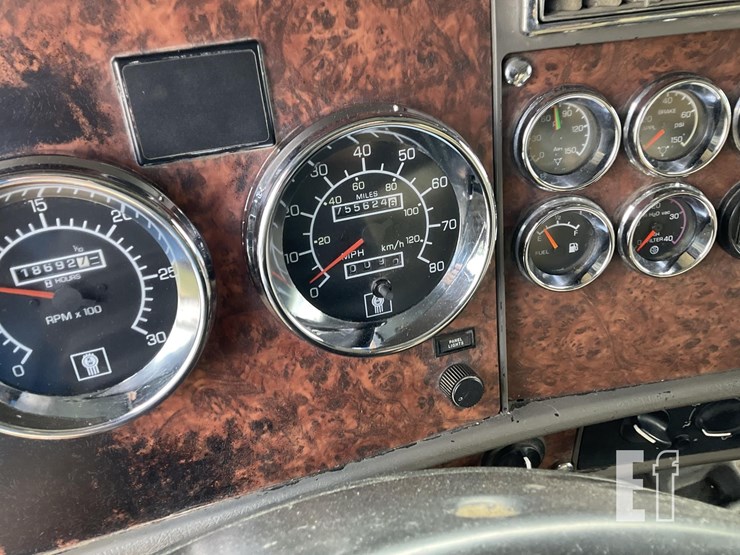 2006-kenworth-t800-image-3