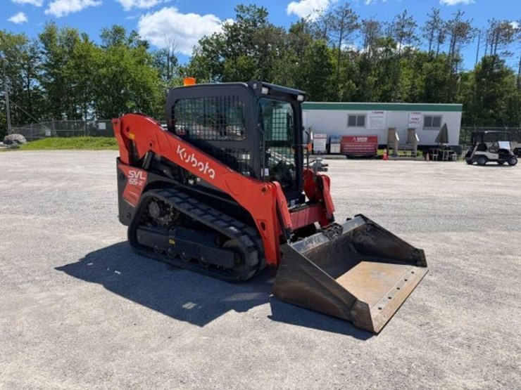 2022-kubota-svl65-2-image-2