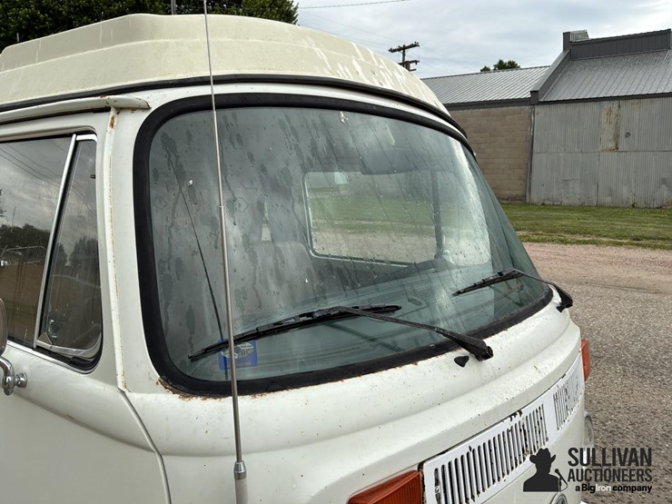 1973-volkswagen-kombi-campmobile-3-door-camper-bus-image-19