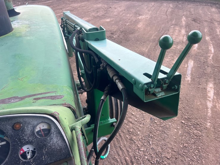 john-deere-4020-image-34