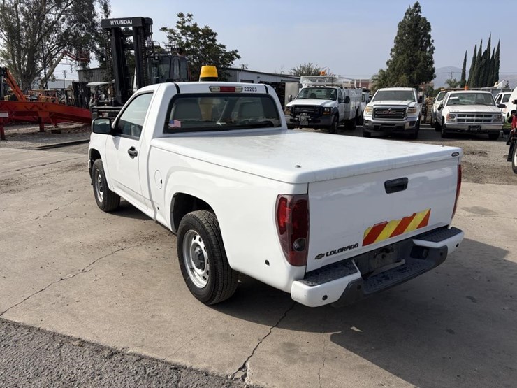 2011-chevrolet-colorado-image-4