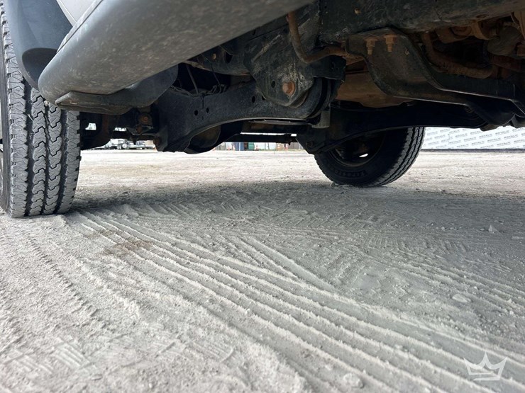 2014-ford-f550-image-28