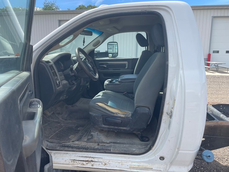 2015-ram-5500-hd-image-25