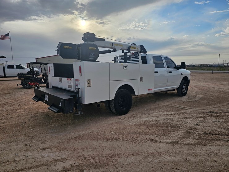 2024-dodge-3500-image-5