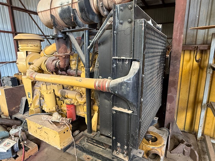 2009-caterpillar-c15-image-12