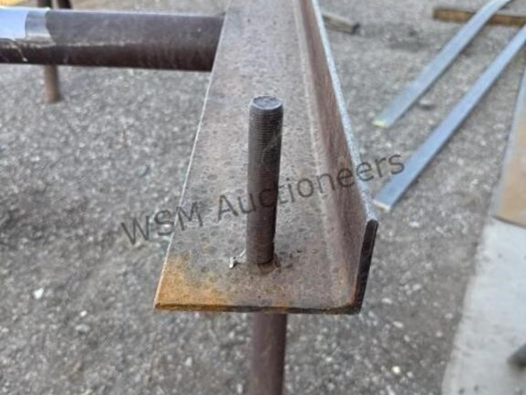 large-spreader-trailer-chain-table-image-9