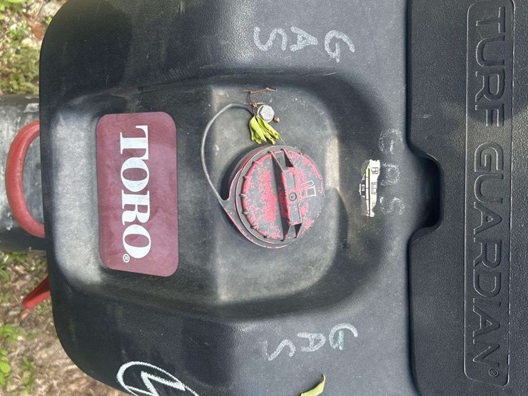 2015-toro-greensmaster-3300-triflex-commercial-greens-mower-image-15