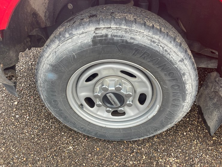 2019-ford-f250-xl-image-9