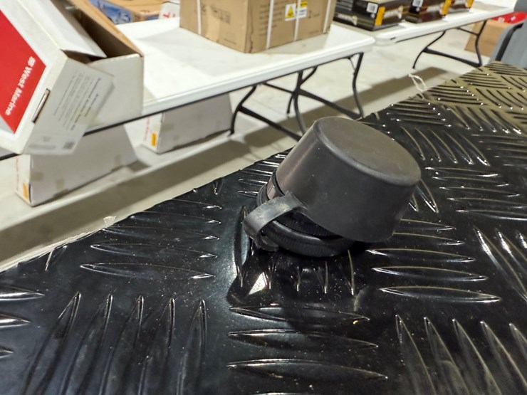 #49779-•-unused-truck-tool-box-image-9