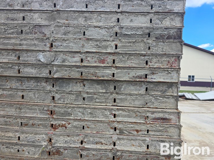 8'-concrete-wall-forms-image-14
