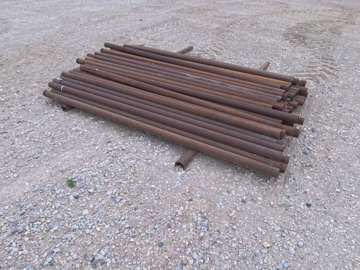 #2014-•-oilwell-steel-posts-(2-7/8"-x-9')-60-count-image-4