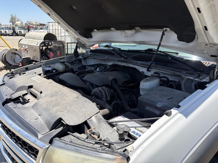 2006-chevrolet-2500-image-7