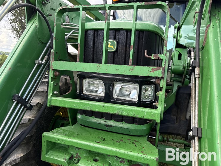 2012-john-deere-7330-image-16