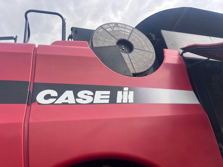 case-ih-8010-image-17