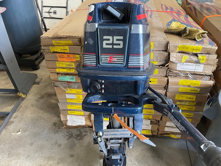 #2951-•-1988-evinrude-25hp-short-shaft-tiller-outboard-motor-image-5