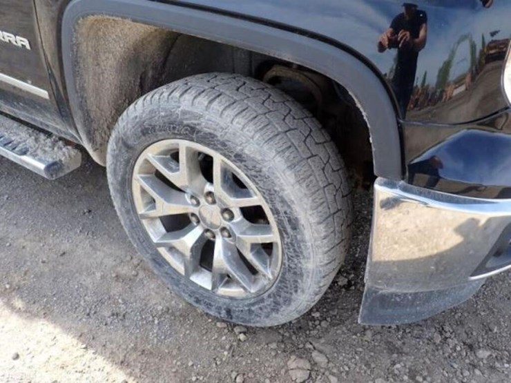 2014-gmc-sierra-slt-crew-cab-4x4-pickup-truck-3gtu-image-46