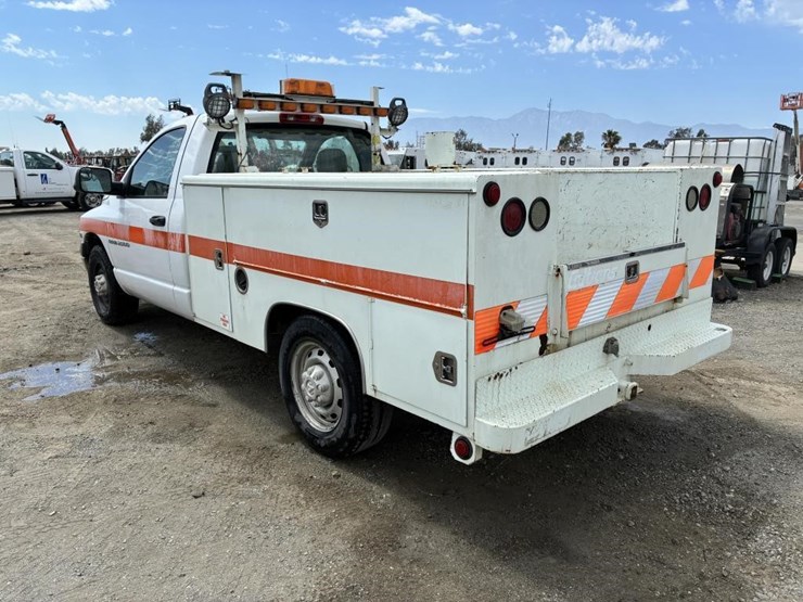 2005-dodge-ram-2500-image-4