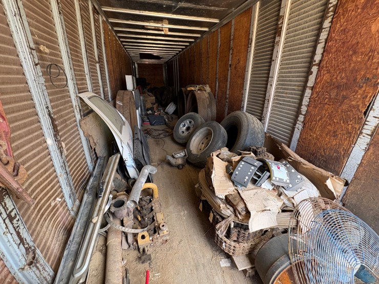 pallet-of-rex-22-triple,-double,-&-single-roller-chain-w/-assorted-truck-parts,-wheels-&-tires-image-1