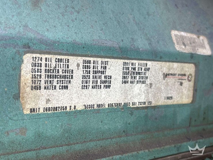 1996-freightliner-fld120-image-12