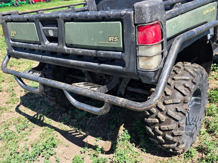 john-deere-gator-image-15