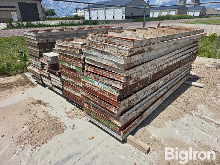 8'-concrete-wall-forms-image-3