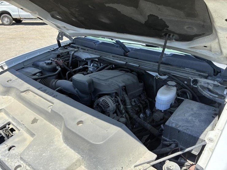 2011-chevrolet-silverado-2500-image-7