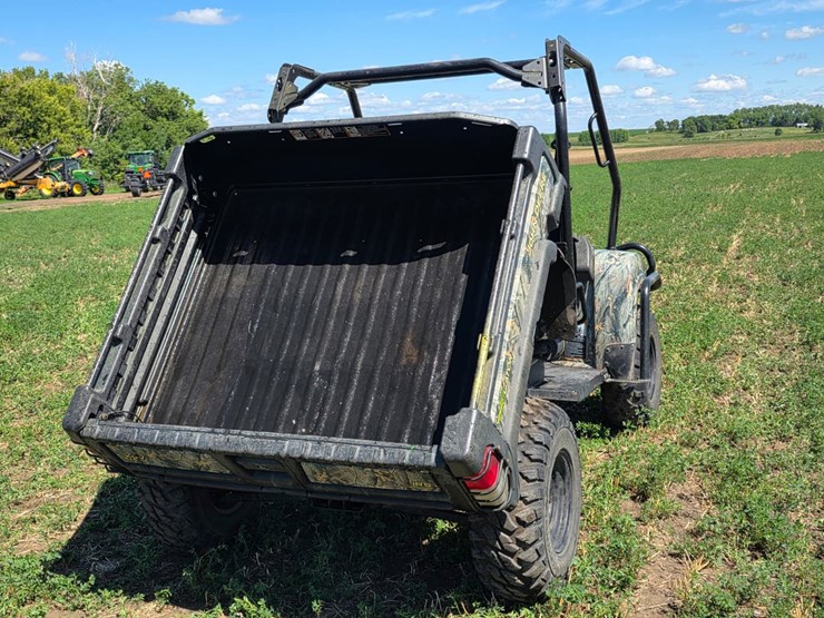 john-deere-gator-image-34