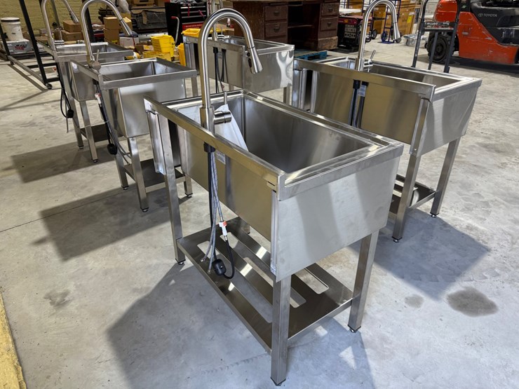 #49816-•-unused-trinity-36"-stainless-steel-sink-image-4