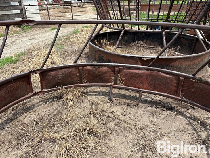 round-bale-feeder-image-8